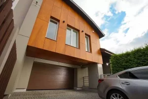 Теплые секционные гаражные ворота ALUTECH Prestige 3000×2500 мм Теплые секционные гаражные ворота ALUTECH Prestige 3000×2500 мм